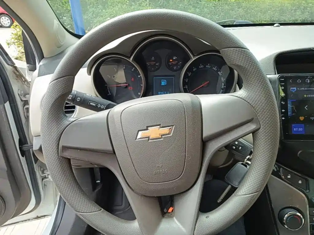 Chevrolet Cruze — миниатюра 11
