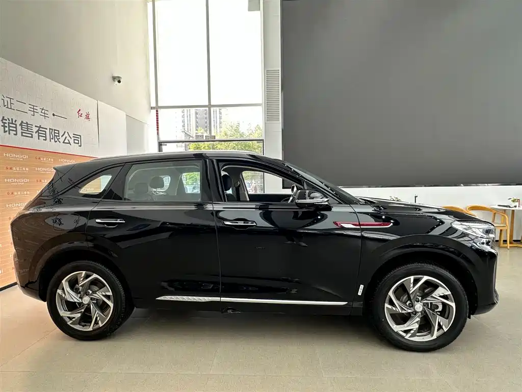 Hongqi HS3 PHEV 2025 117km PLUS