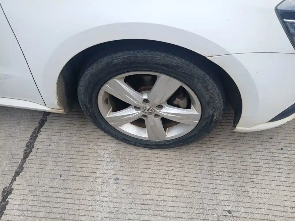 Volkswagen Lavida — миниатюра 8