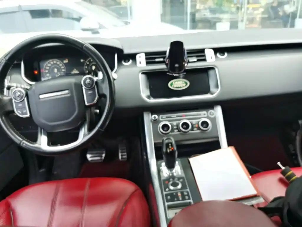 Land Rover Sport — миниатюра 14