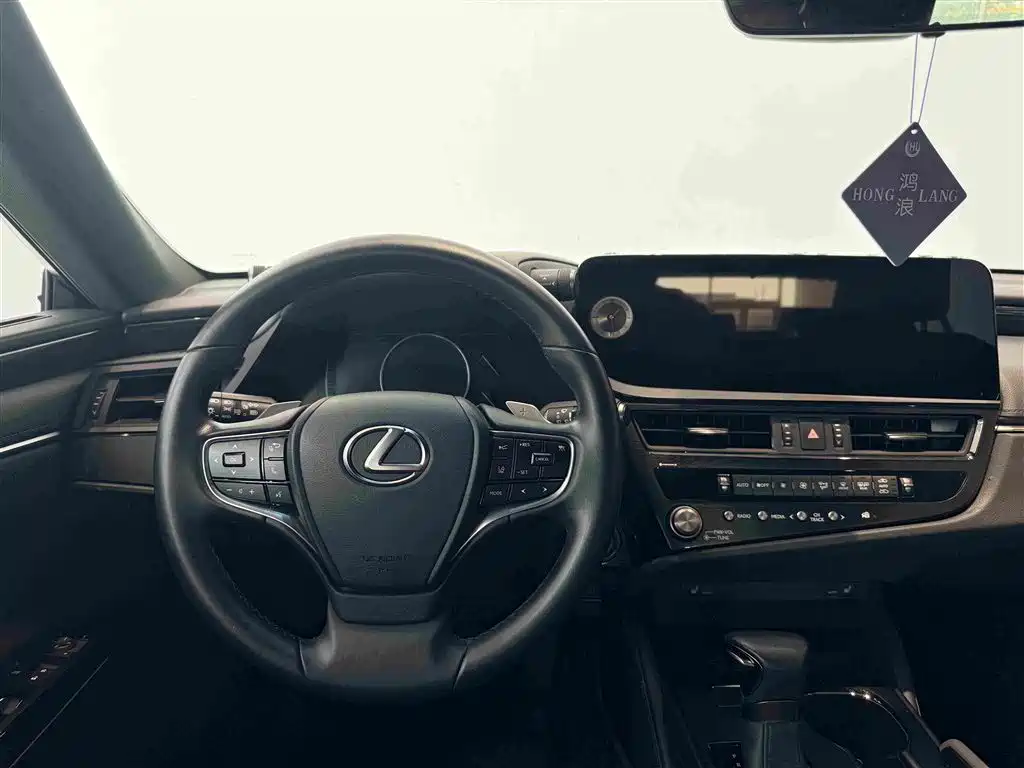 Lexus ES — миниатюра 27