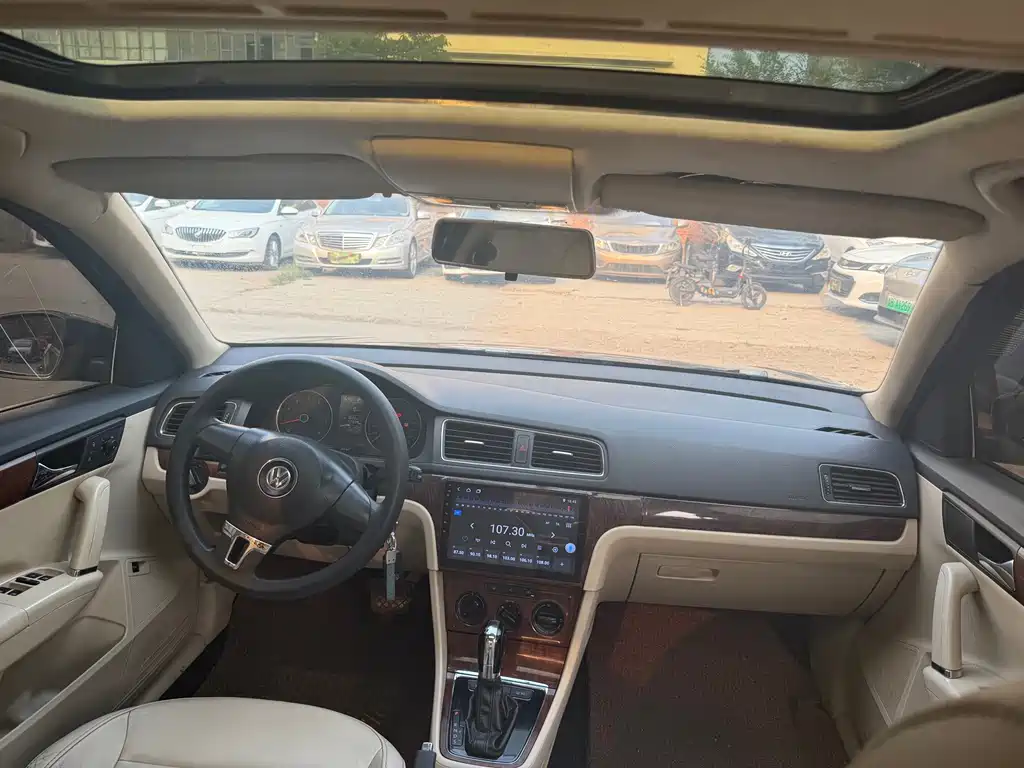 Volkswagen Lavida 1.4TSI DSG Luxury Edition, фото 6