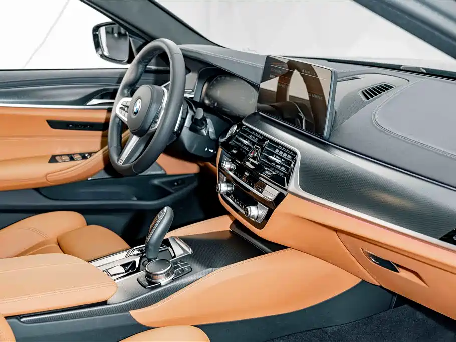 BMW 5 Series (Import) — миниатюра 17