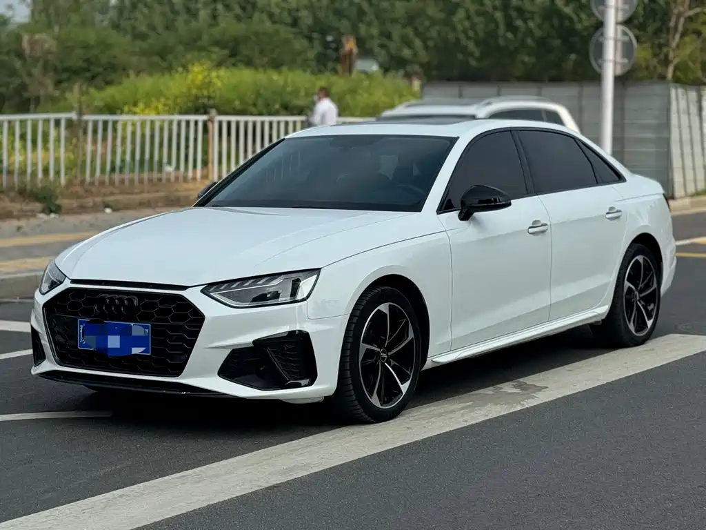 Audi A4L 2021