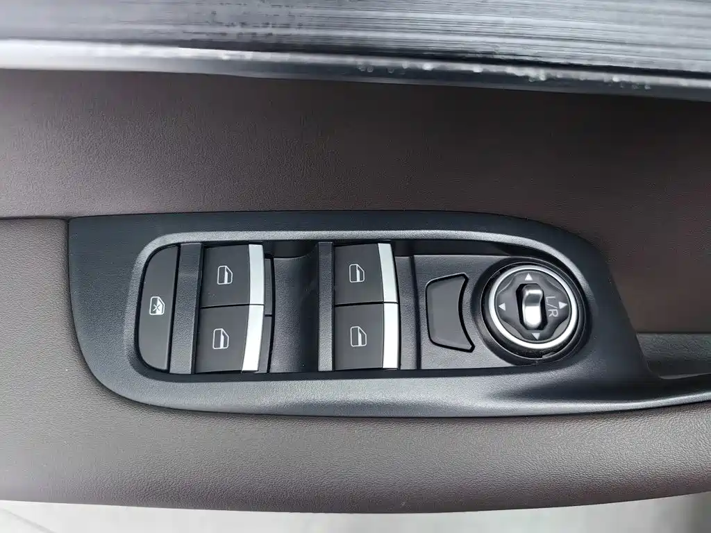 Chery Tiggo 7 — миниатюра 9