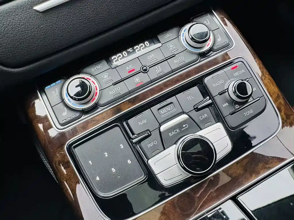 Audi A8 — миниатюра 19