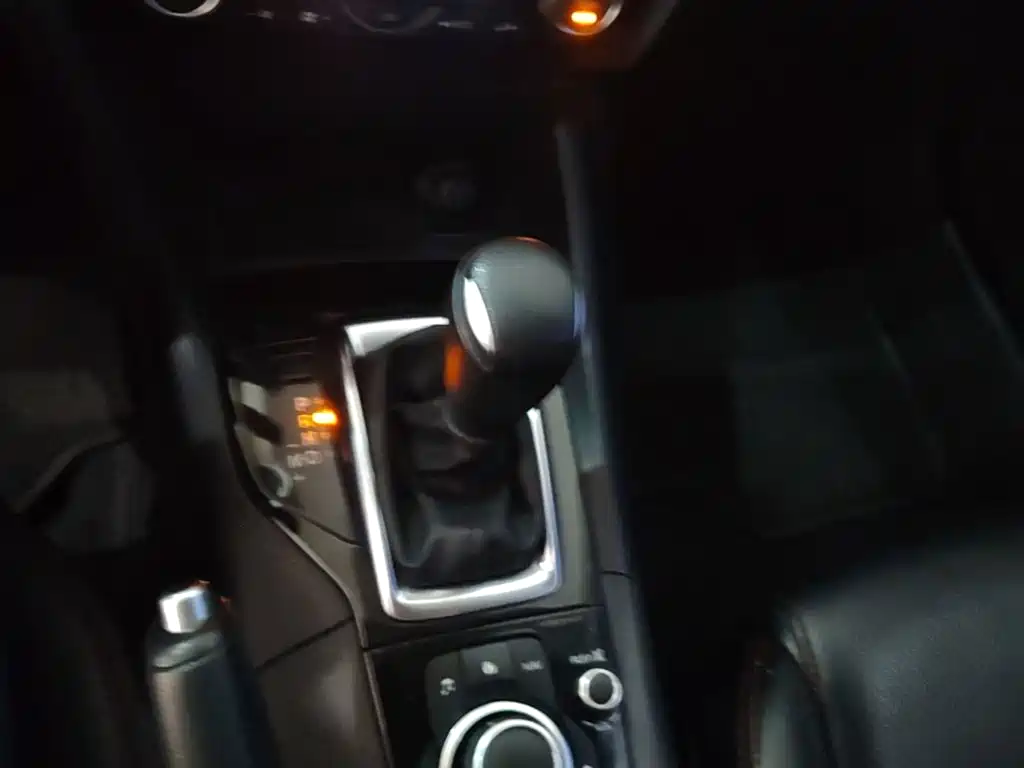 Mazda 3 Axela — миниатюра 14