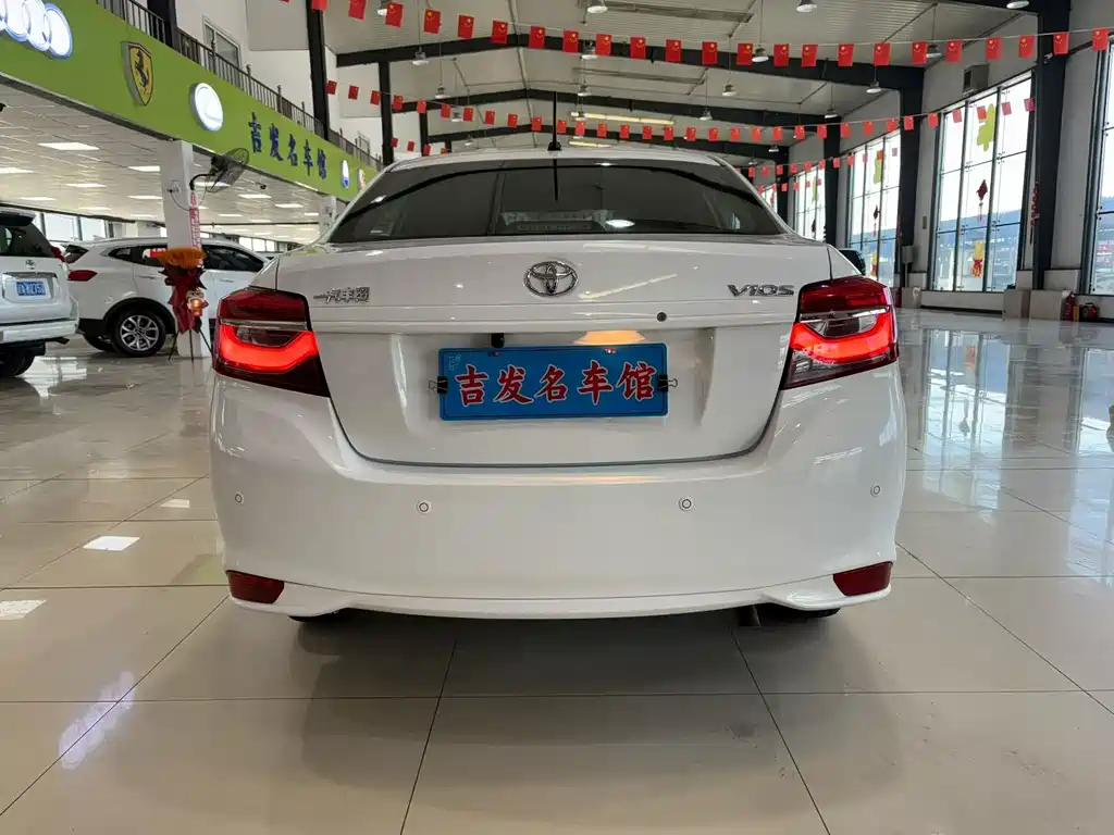 TOYOTA VIOS