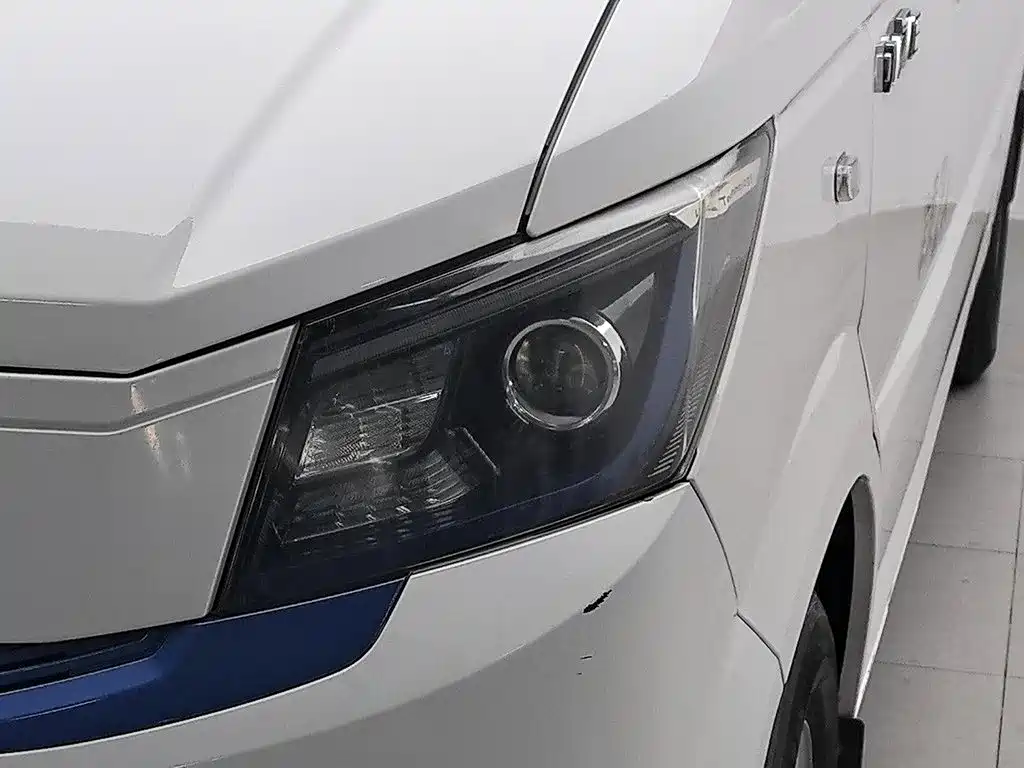 Dongfeng EM27 — миниатюра 7