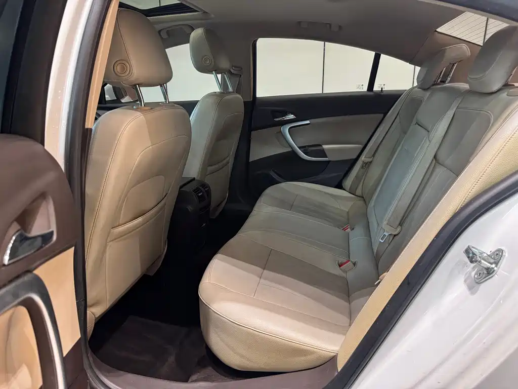 Buick Regal — миниатюра 6