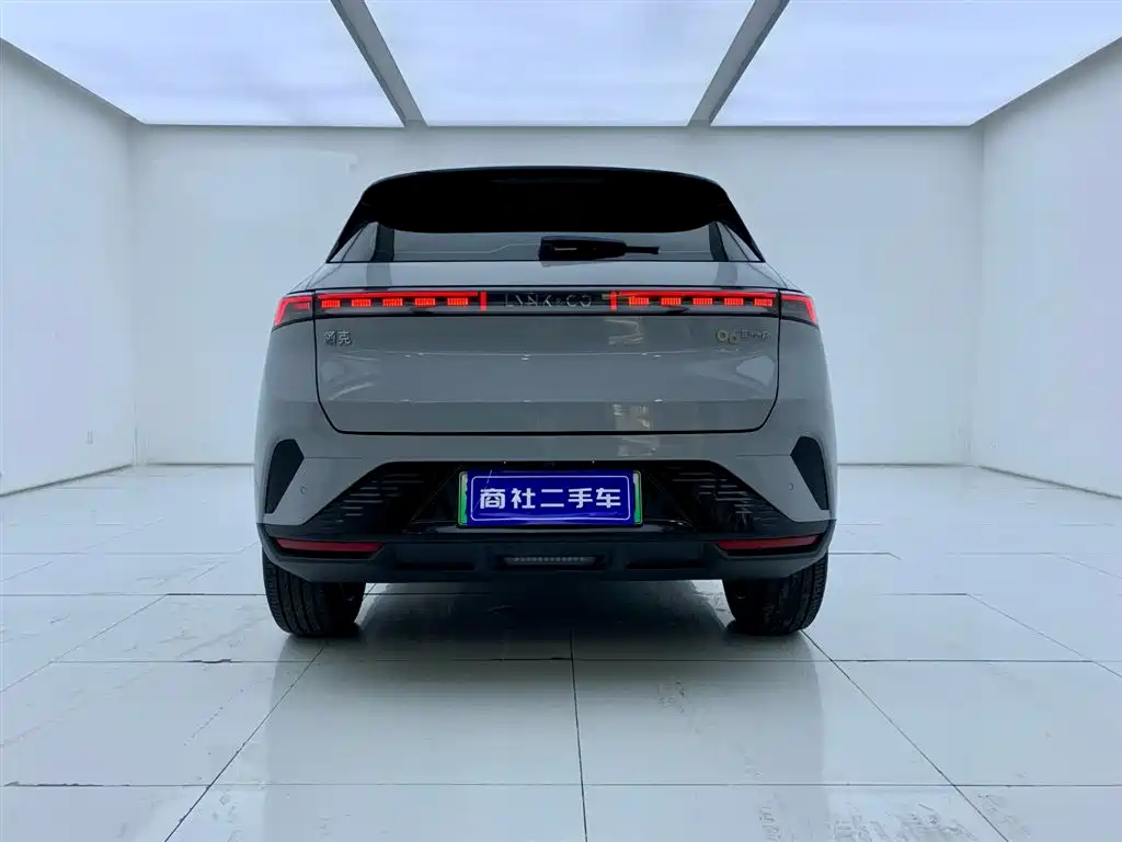 Lynk & Co 06 EM-P 2023 EM-P 126 Halo
