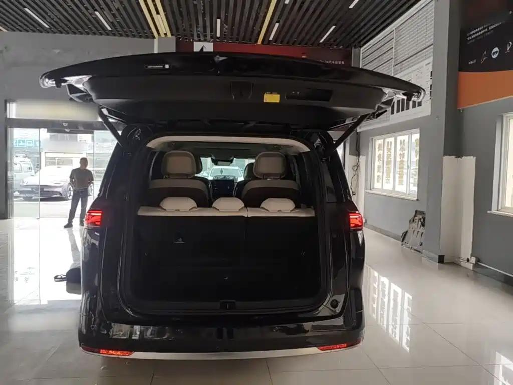 BYD Xia — миниатюра 19