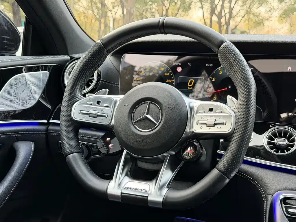 MERCEDES-BENZ AMG GT