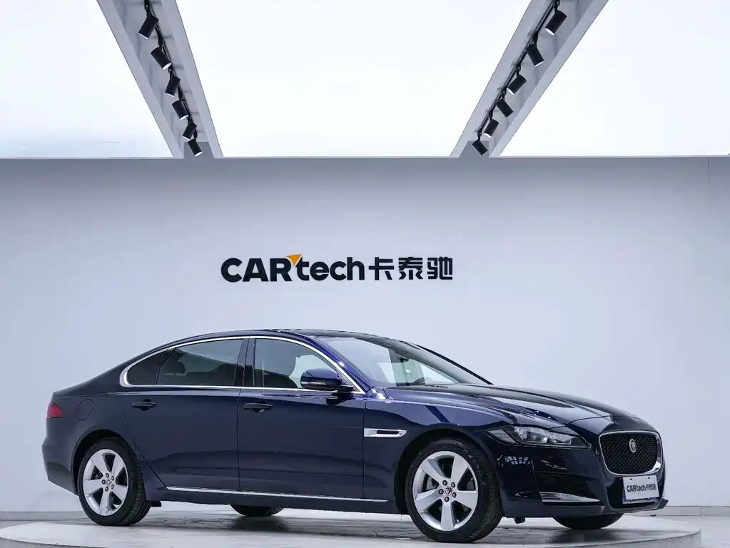 Jaguar XFL — миниатюра 3