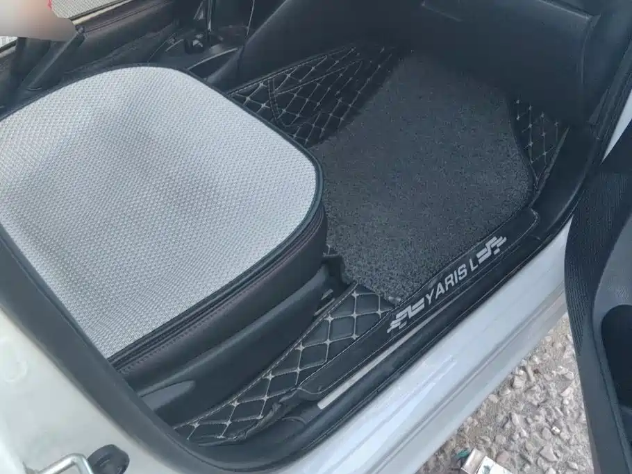 Toyota Yaris L — миниатюра 8