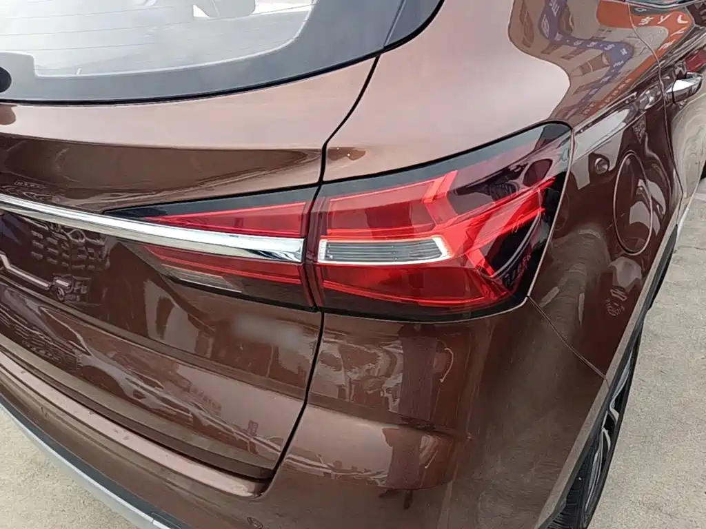 Roewe RX3 — миниатюра 8