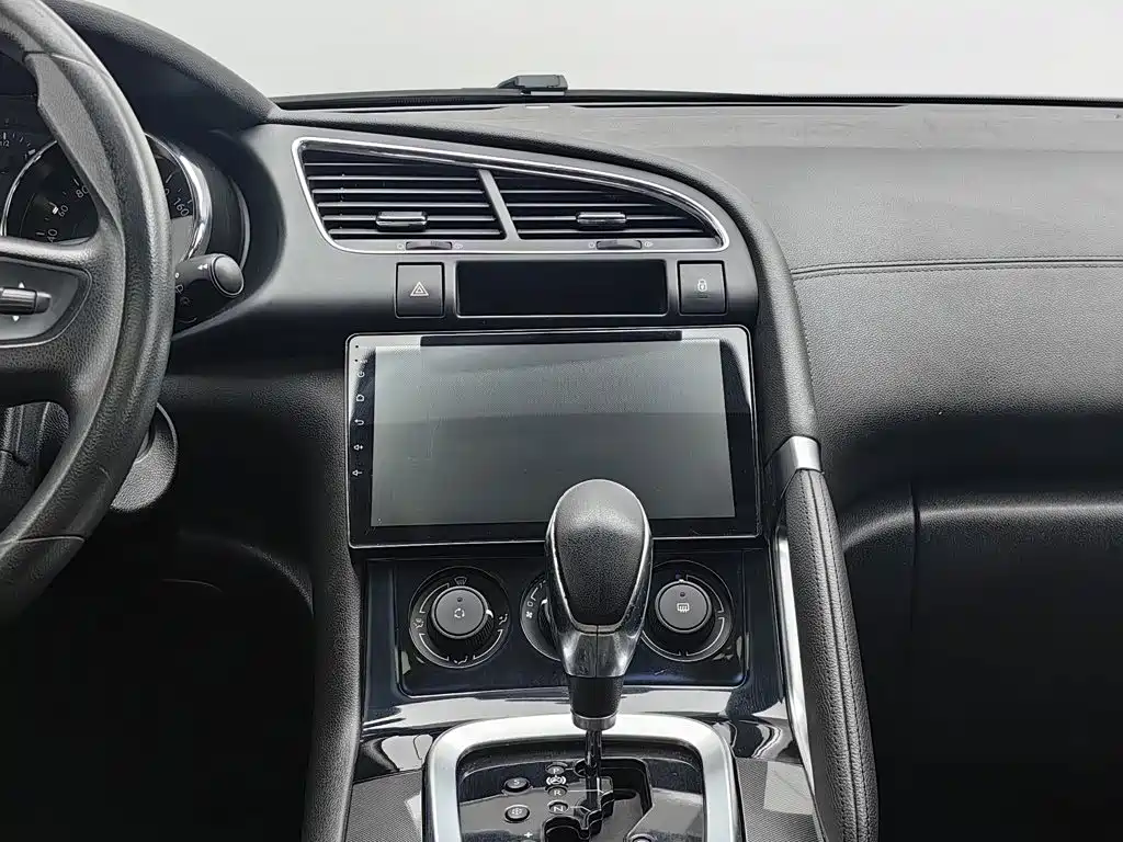 Peugeot 3008 — миниатюра 12