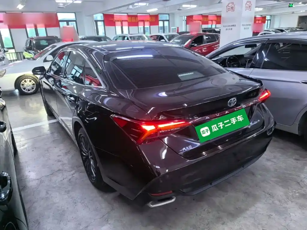 Toyota Avalon 2019 2.0L XLE Premium VI