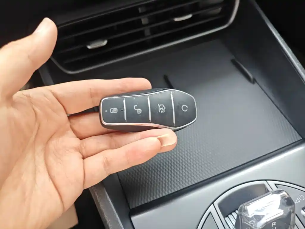 BYD Seal 05 DM-i — миниатюра 9
