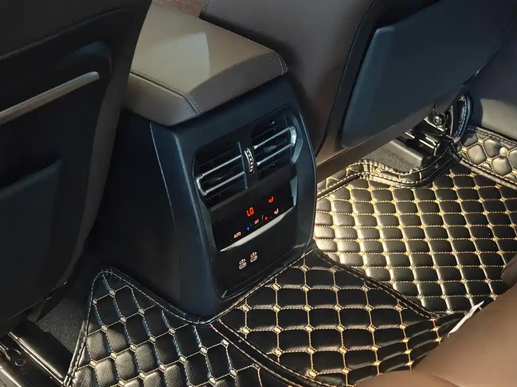 BMW 3 Series — миниатюра 14