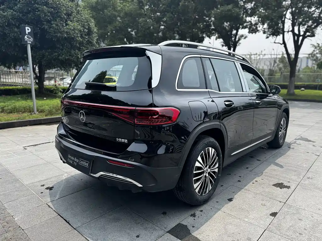 Mercedes-Benz EQB 2025 EQB 260