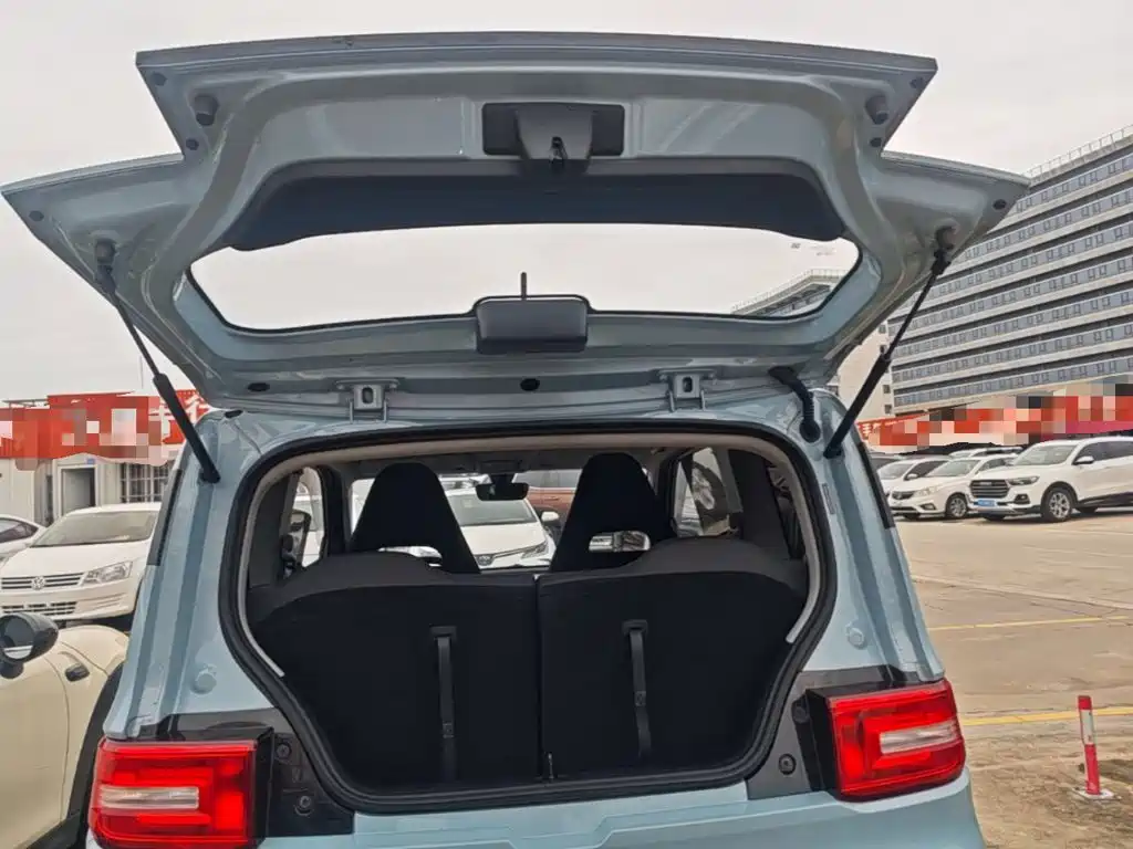 Wuling MINIEV — миниатюра 19