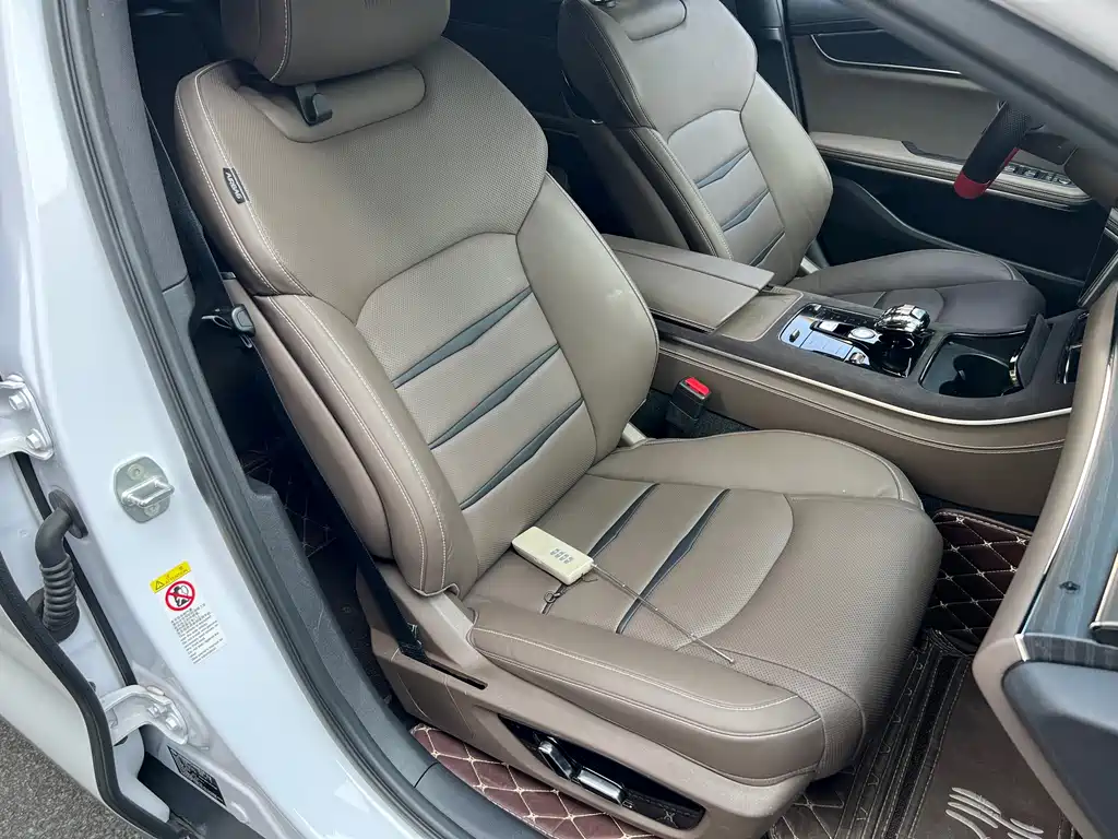 BYD Han — миниатюра 14