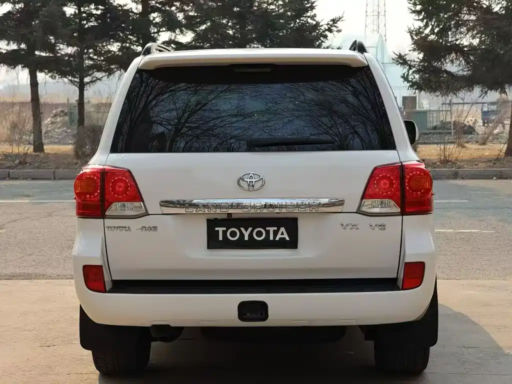 Toyota Land Cruiser 2012 4.0L AT VX