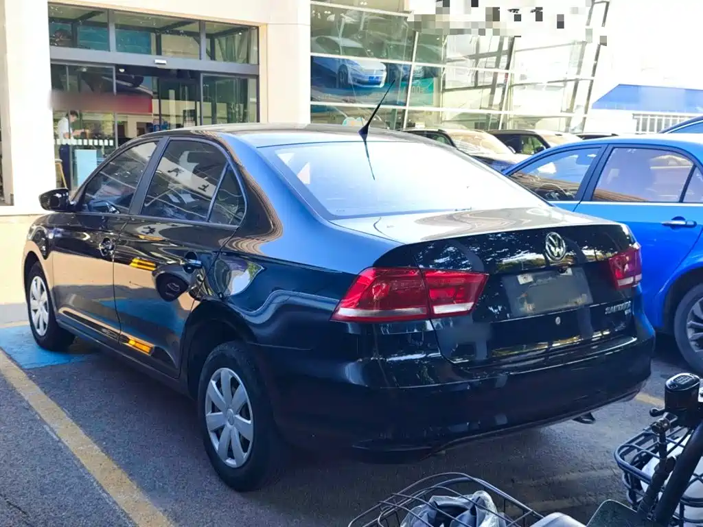 Volkswagen Santana — миниатюра 5