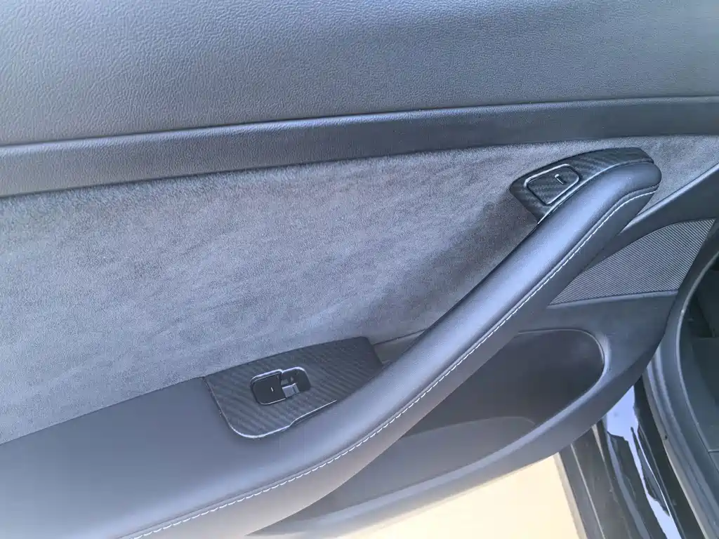 Tesla Model 3 — миниатюра 24