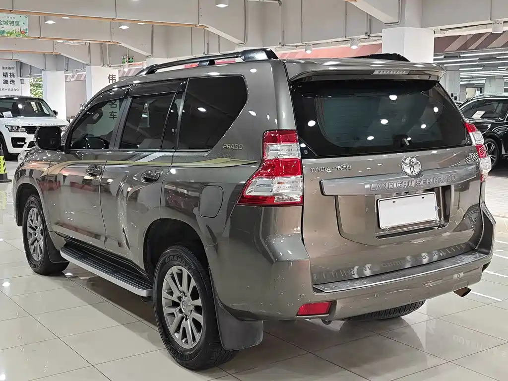 Toyota Land Cruiser Prado 2014 4.0L AT TX-L NAVI