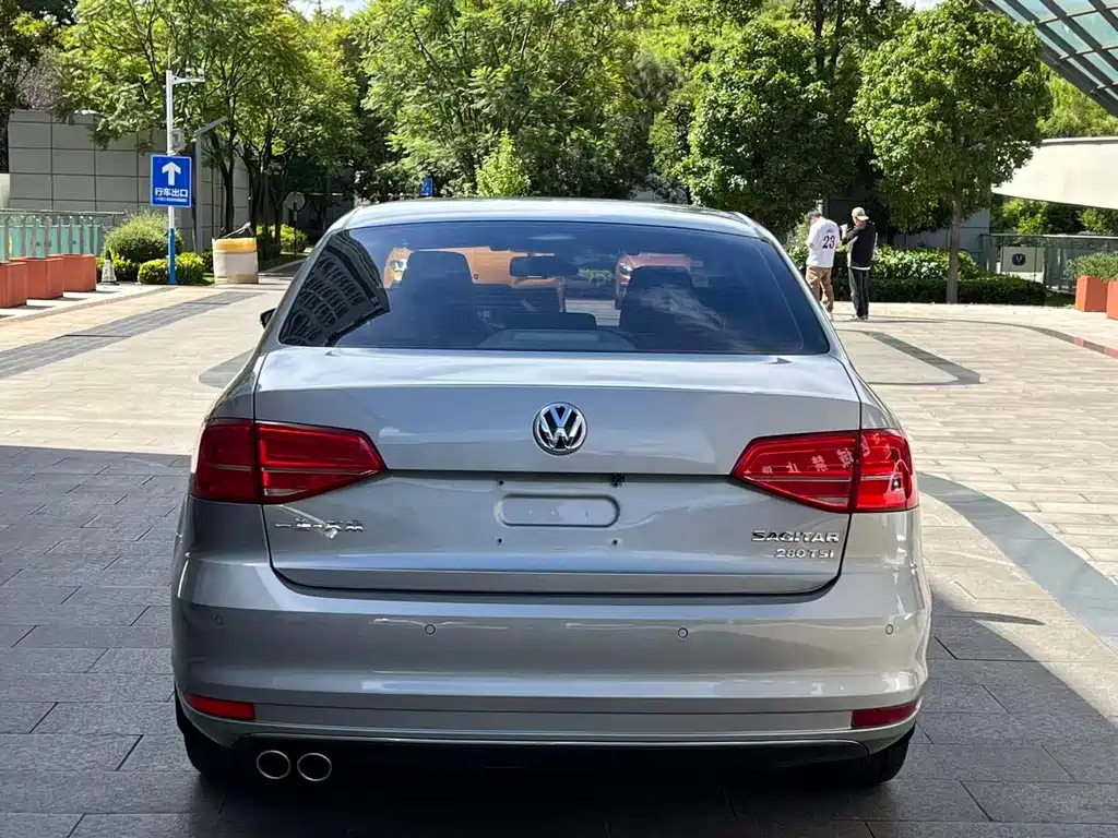 Volkswagen Sagitar — миниатюра 5