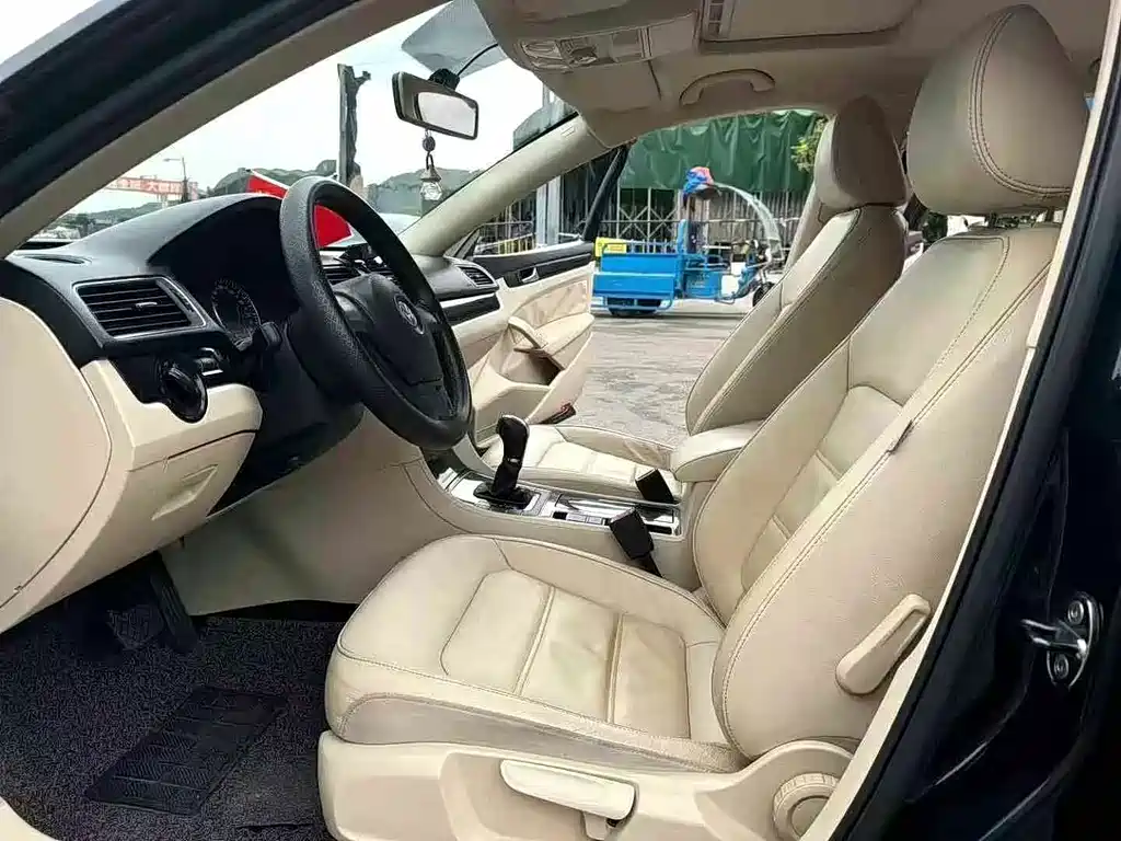 Volkswagen Passat — миниатюра 4