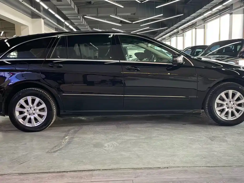 MERCEDES-BENZ R CLASS