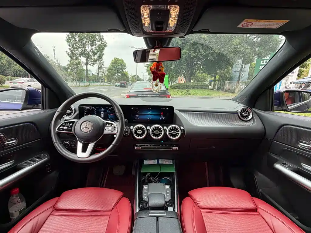 Mercedes-Benz GLA — миниатюра 13