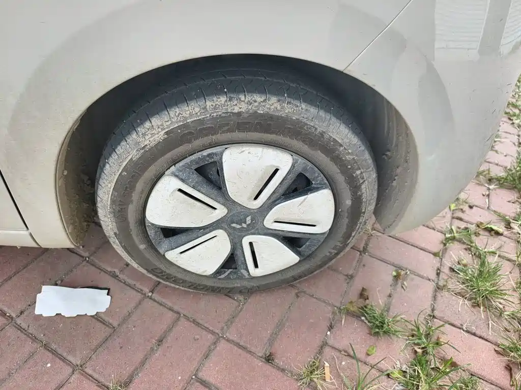Wuling MINIEV — миниатюра 24