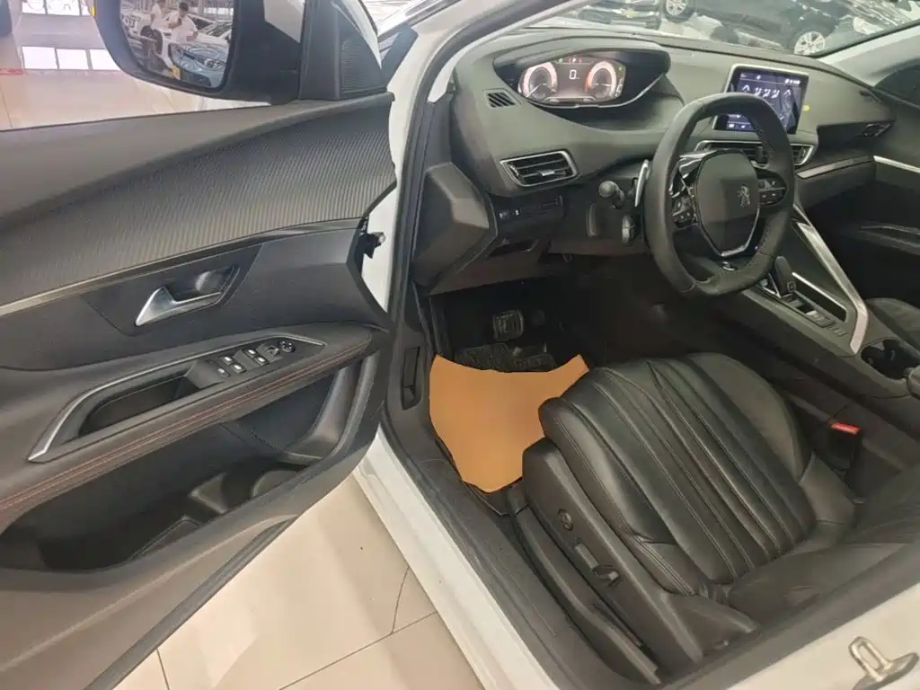 Peugeot 5008 — миниатюра 12
