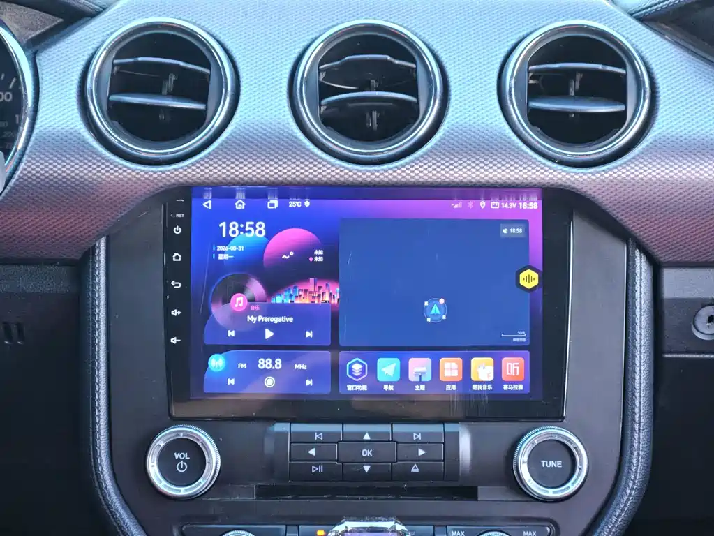 Ford Mustang — миниатюра 5