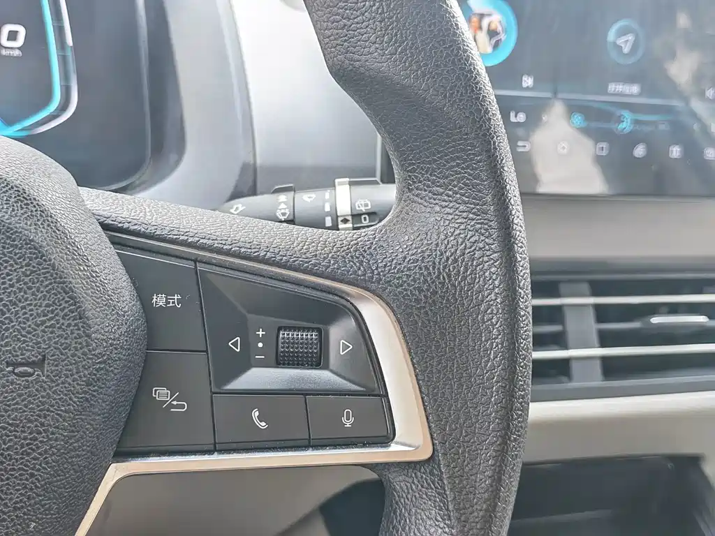 BYD Yuan Pro — миниатюра 19
