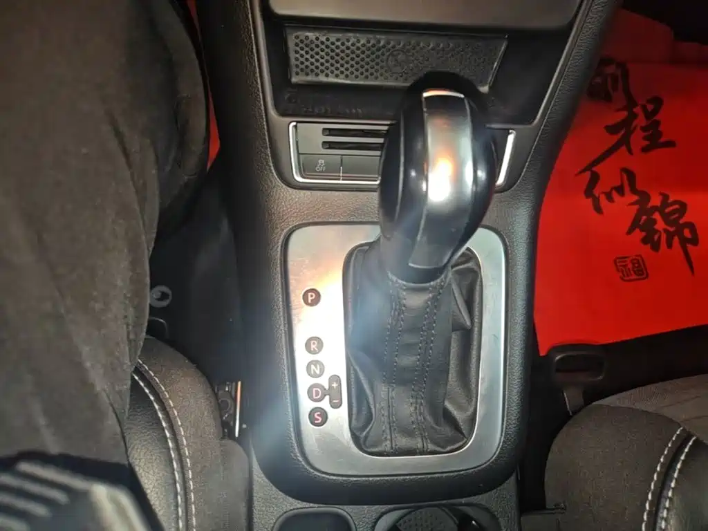 Volkswagen Tiguan — миниатюра 14