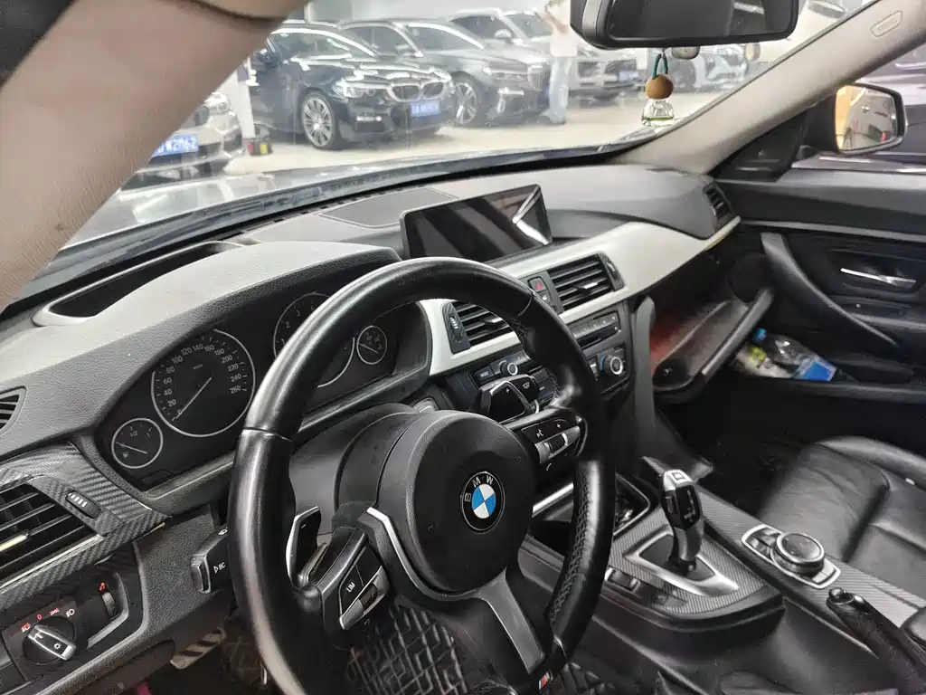BMW 3 Series GT — миниатюра 7