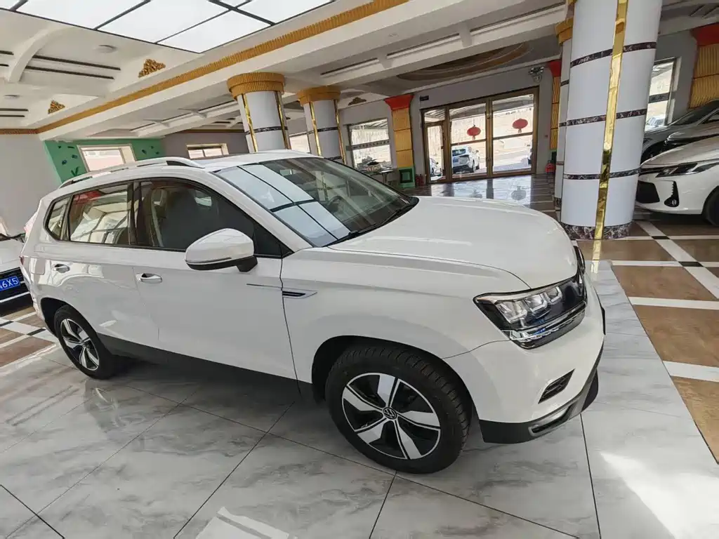 Volkswagen Tharu 2021 280TSI Luxury