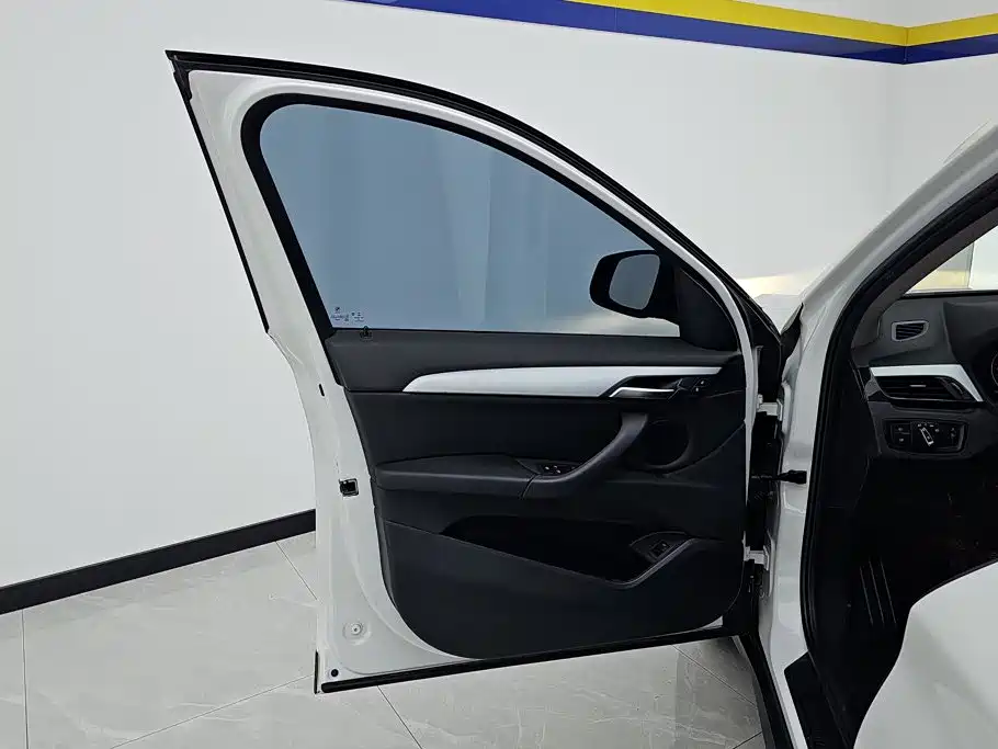 BMW X1 — миниатюра 7