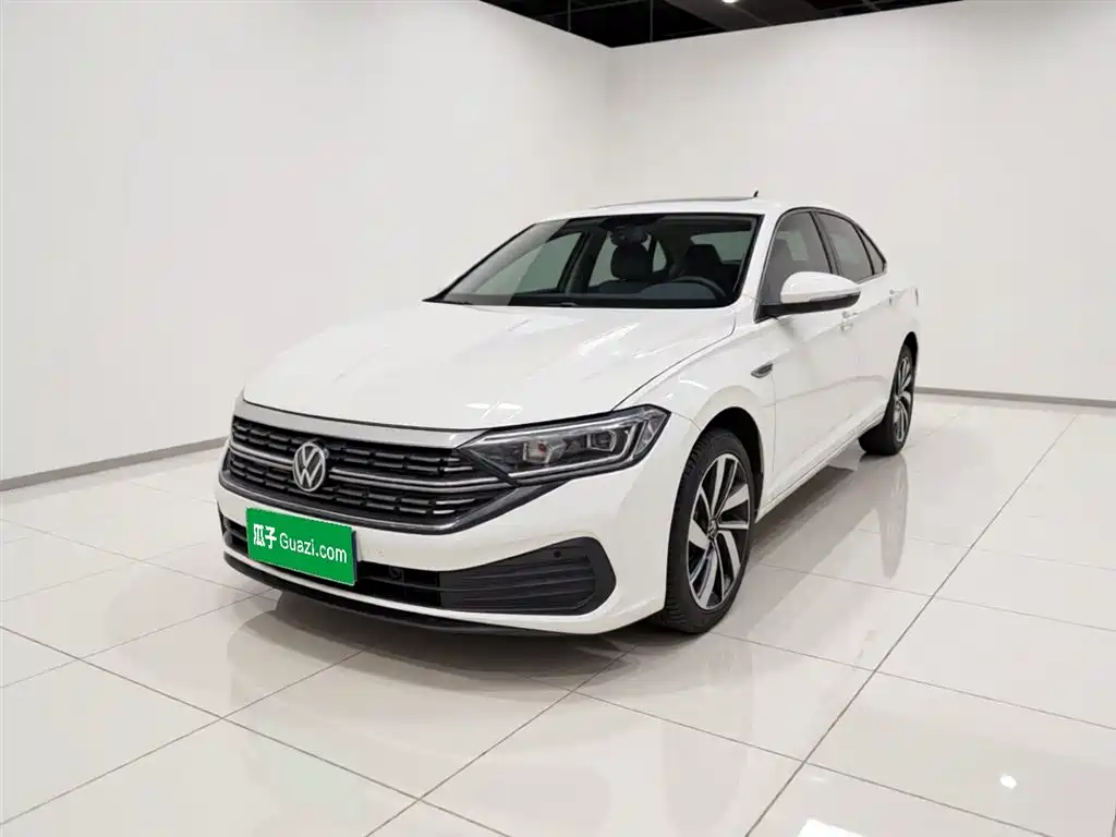 Volkswagen Sagitar 2025