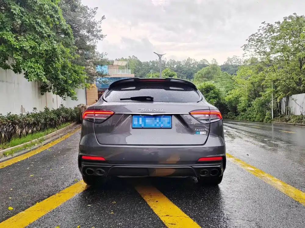 Maserati Levante — миниатюра 9
