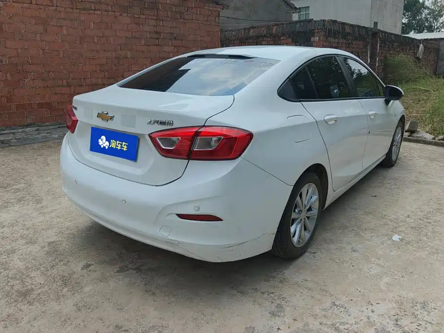Chevrolet Cruze — миниатюра 3