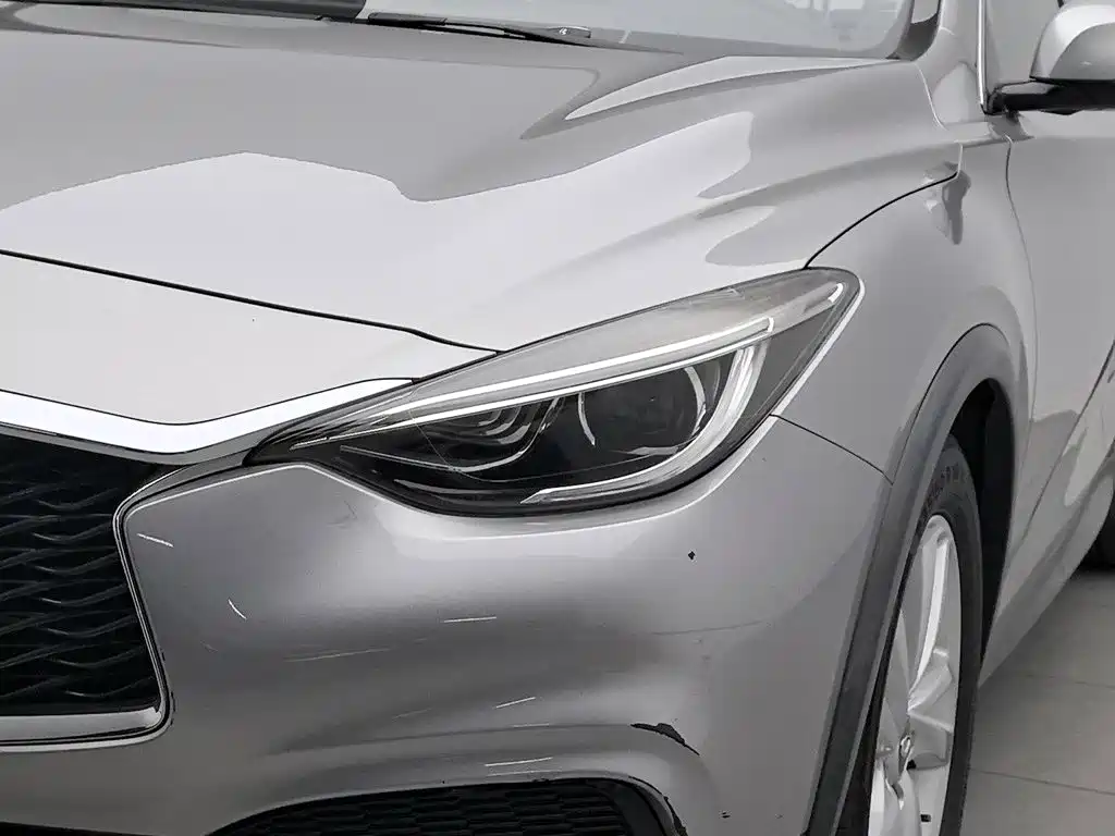 Infiniti QX30 — миниатюра 7