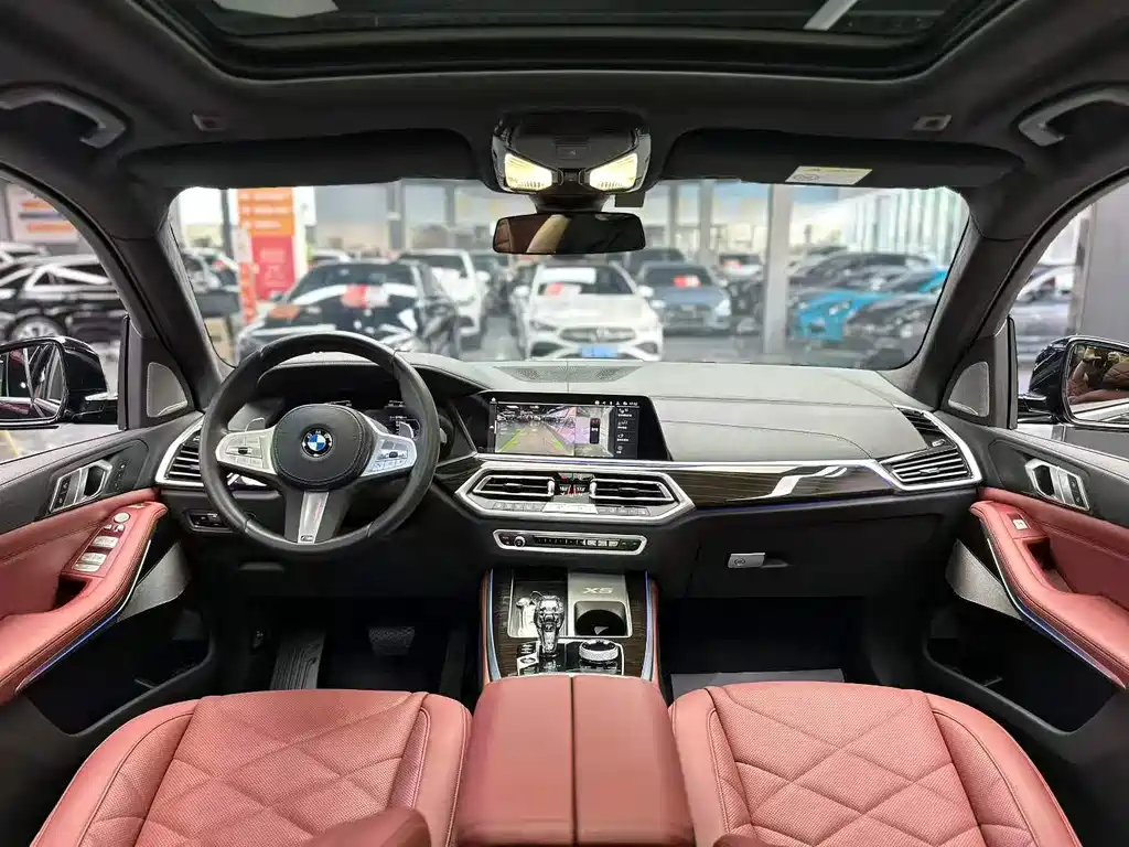 BMW X5 2022 xDrive 40Li M Sport