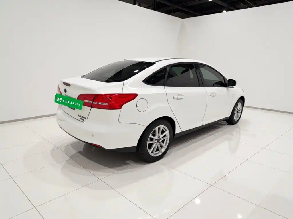 Ford Focus — миниатюра 4