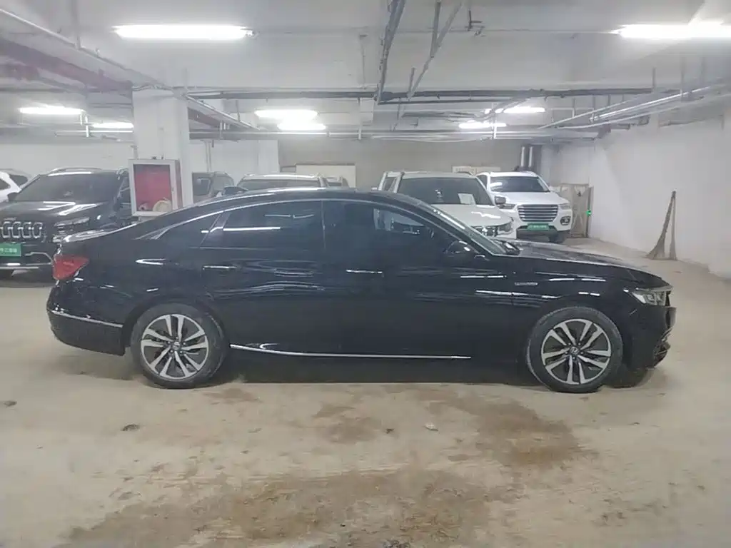 Honda Accord — миниатюра 26